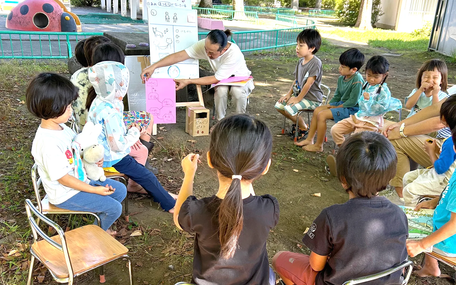 耳を澄まし、心に寄り添う